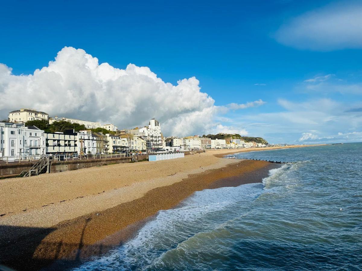 Newly Refurbished Two Bedrooms Flat St Leonards-on-Sea Exterior photo